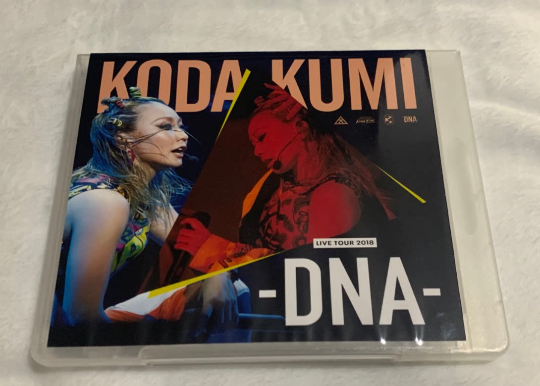 Lutian does not have LIVE TOUR 2018 DNA(4DVD)