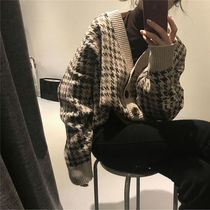 2020 autumn and winter New sweater female Korean version of retro loose lazy Net Red V neck knitted cardigan coat