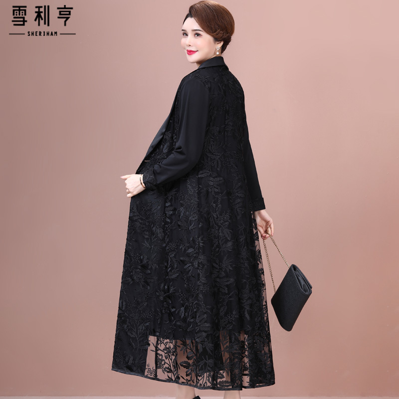 2026 Spring and Autumn New Thin Trench Coat for Middle-Aged Mothers and Older Women, Fashion Brand Hollow Lace Jacket