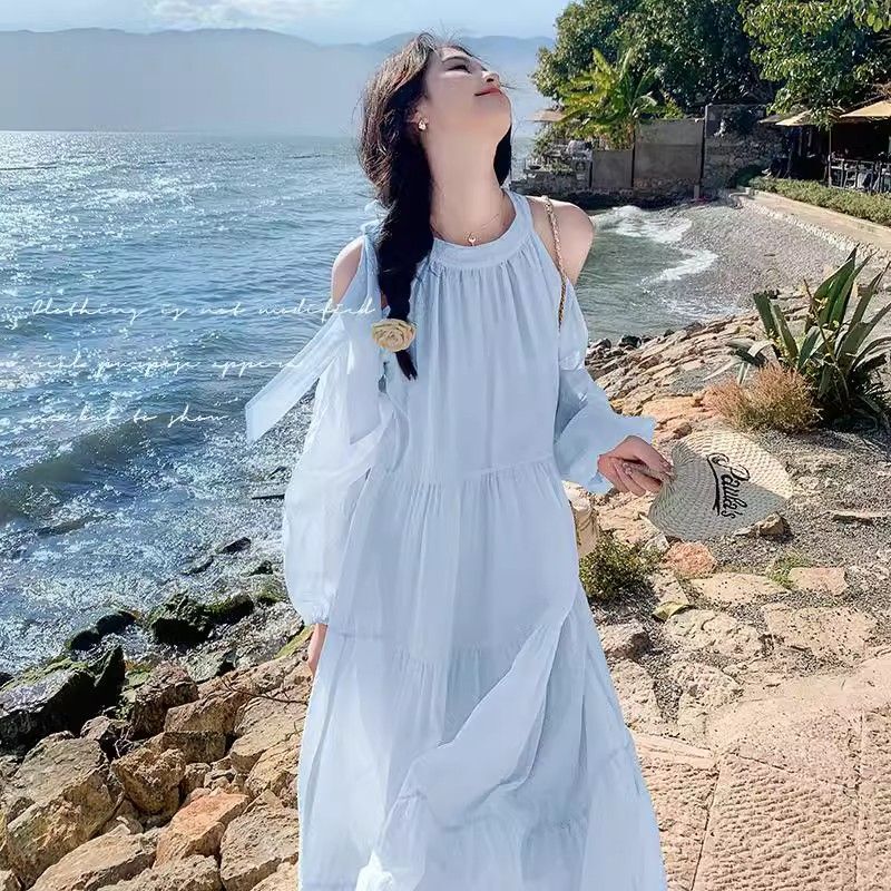 French-Style Gentle Halter Neck Sleeveless Dress for Women, Perfect for Summer Seaside Vacations, Super Fairy-Like and Gentle, Off-The-Shoulder Long Dress French-Style Gentle Halter Neck Sleeveless Dress for Women, Perfect for Summer Seaside Vacations, Super Fairy-Like and Gentle, Off-The-Shoulder Long Dress