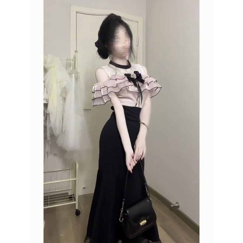 Sweet, Gentle, and Clear-Cut Style Dress, Summer Princess-Style Ruffled Off-Shoulder Waist-Cinching Fishtail Bodycon Long Dress Sweet, Gentle, and Clear-Cut Style Dress, Summer Princess-Style Ruffled Off-Shoulder Waist-Cinching Fishtail Bodycon Long Dress