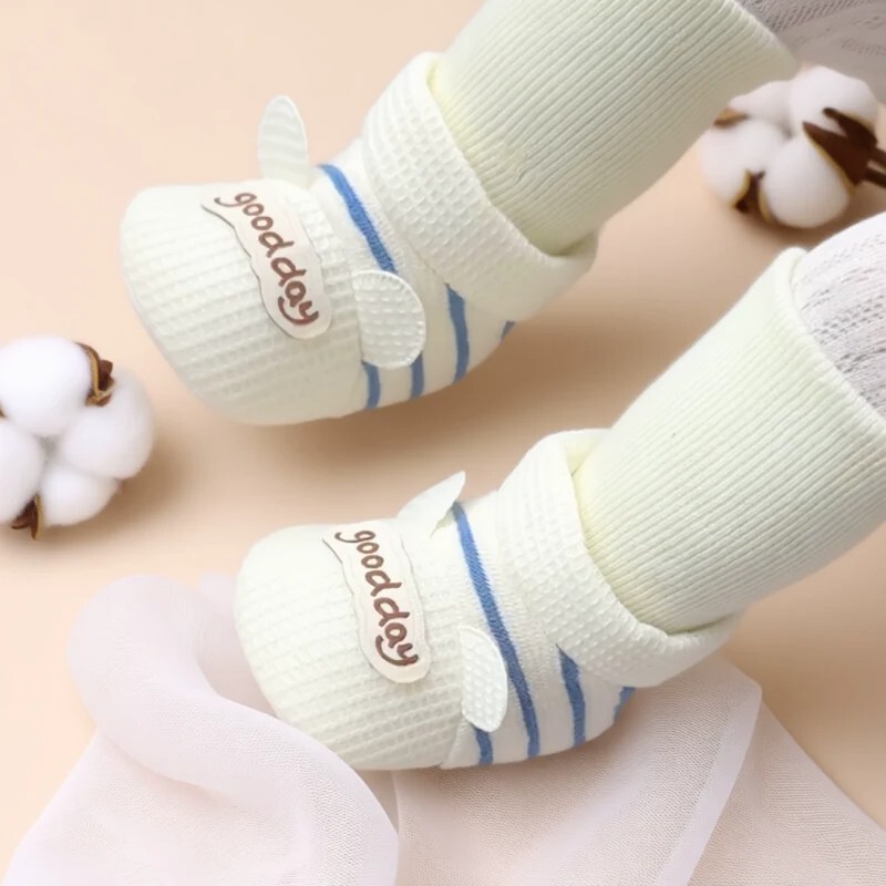 Spring and Autumn Baby Soft-Soled Walking Shoes and Socks for 0-6 Months Old Boys and Girls, 3-9-12 Months Old, Non-Slip and Non-Falling Shoes