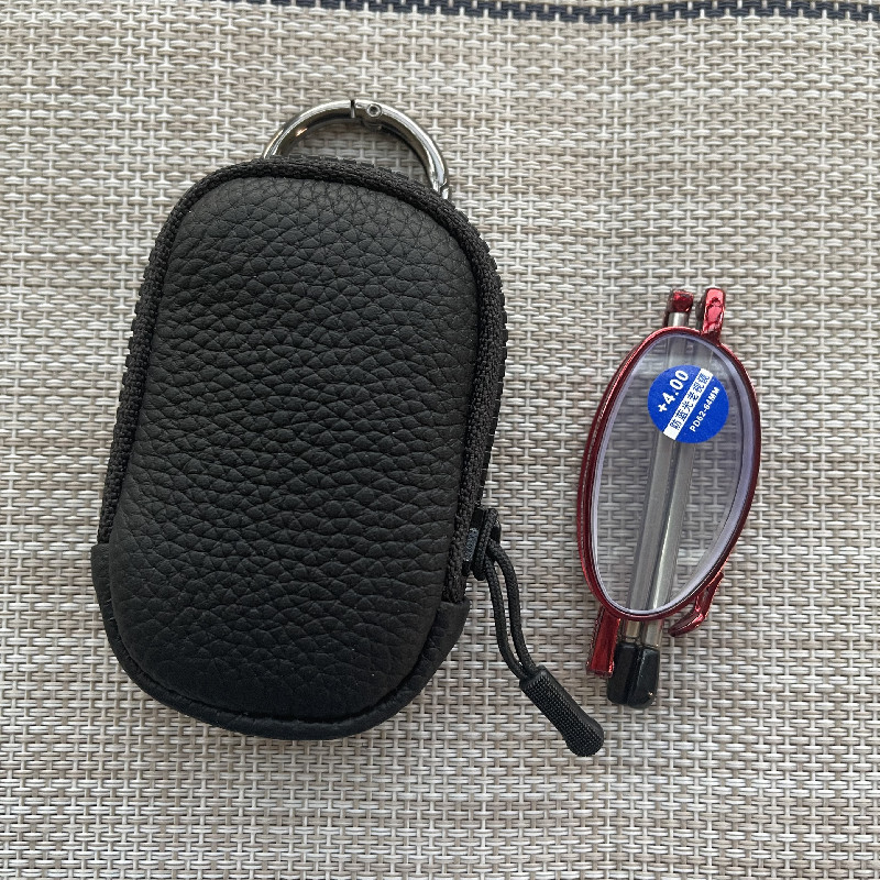 Folding Reading Glasses for Middle-Aged and Elderly People, Myopia Glasses, Genuine Leather Storage Bag, Protective Case, Leather Case, Waist Bag, Hanging Bag Folding Reading Glasses for Middle-Aged and Elderly People, Myopia Glasses, Genuine Leather Storage Bag, Protective Case, Leather Case, Waist Bag, Hanging Bag