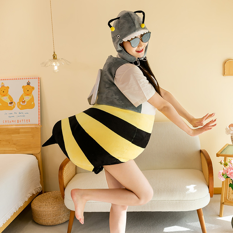 Bee Mascot Costume, Oversized, Suitable for Children to Wear, Funny Plush Toy, Turtle Shell Sleeping Bag, Pillow Suit
