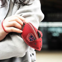 Chengju Tujia brocade plus skin mouse coin wallet Lady non-heritage culture cute mouse shape zipper wallet