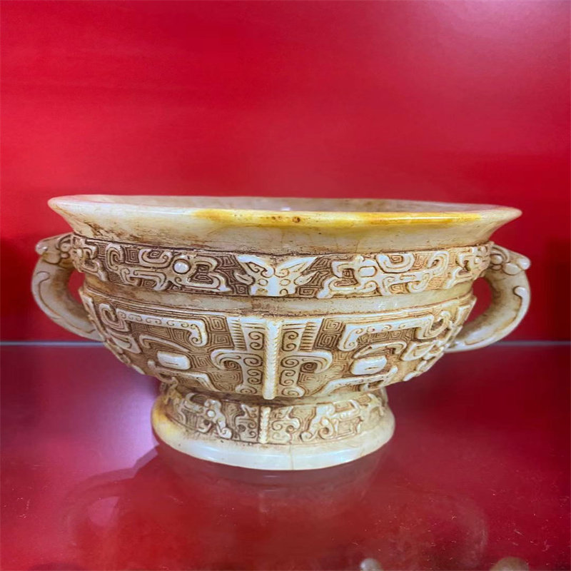 Jade ware jade bowl antique antique imitation Han dragon handle jade utensil folk collection ancient jade yin carving ancient graphic bowl