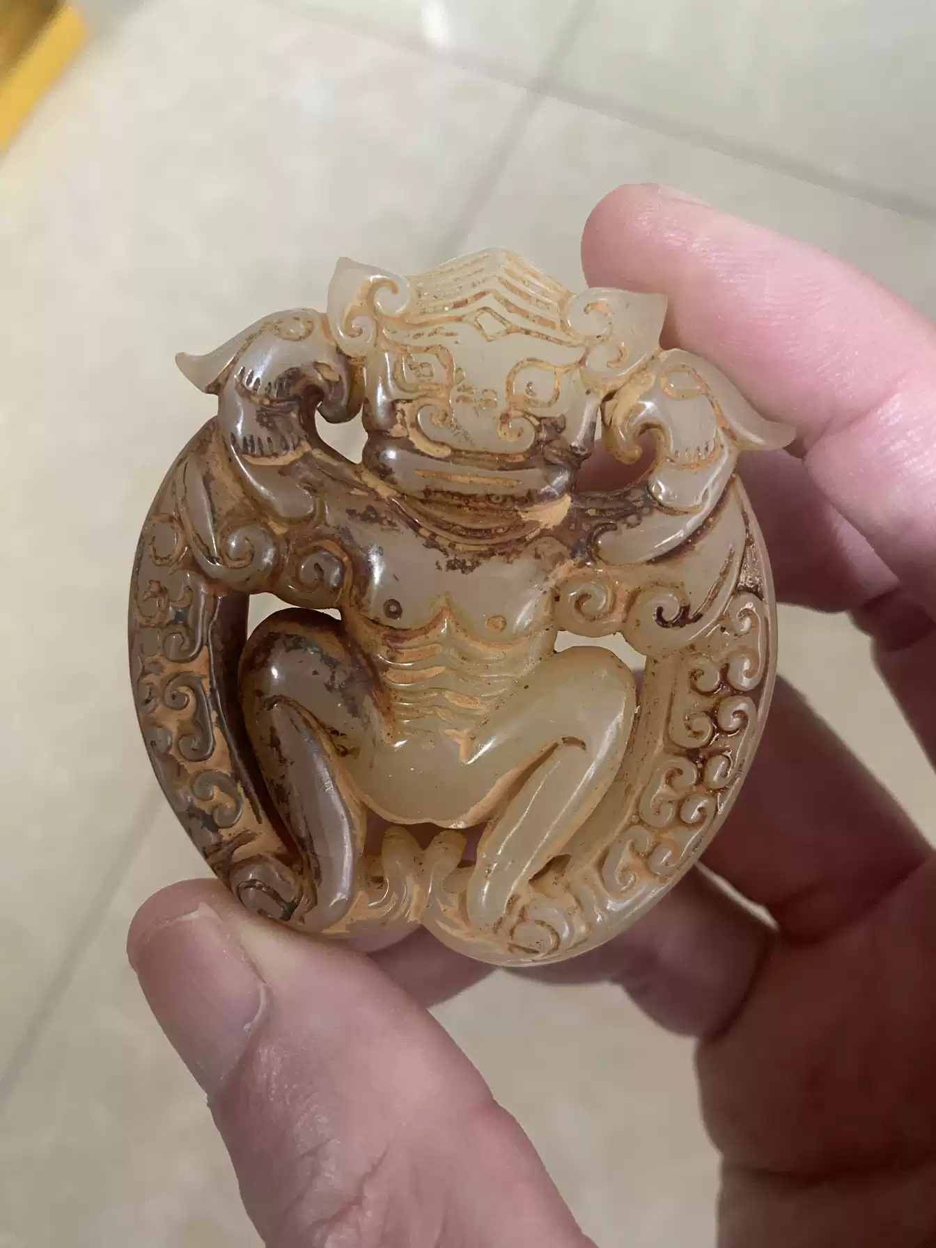 中国　玉石白玉彫刻　蝙蝠刻　玉器　玉壁　玉飾　玉珮　時代箱付　M　R5495 中国 玉石白玉彫刻 蝙蝠刻 玉器 玉壁 玉飾 玉珮 時代箱付 M R5495