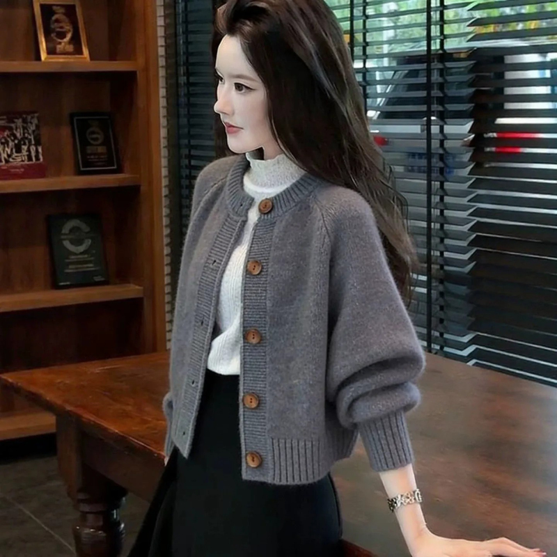 Lazy and Loose-Fitting Round-Neck Long-Sleeved Knitted Cardigan for Women 2026 Autumn Plus Size Slightly Chubby mm Stylish Versatile Sweater Coat