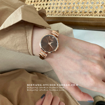 Korean watch women 2021 New ins niche design light luxury retro quartz watch temperament simple Joker