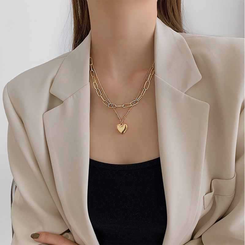 Korean love sweater chain 2022 new women's autumn and winter long version high-end necklace niche design light luxury double layer