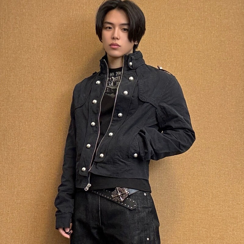 Amorshot Defense Battle Napoleon Court-Style Shoulder-Revealing Vintage-Style Metal Buckle Jacket Amorshot Defense Battle Napoleon Court-Style Shoulder-Revealing Vintage-Style Metal Buckle Jacket