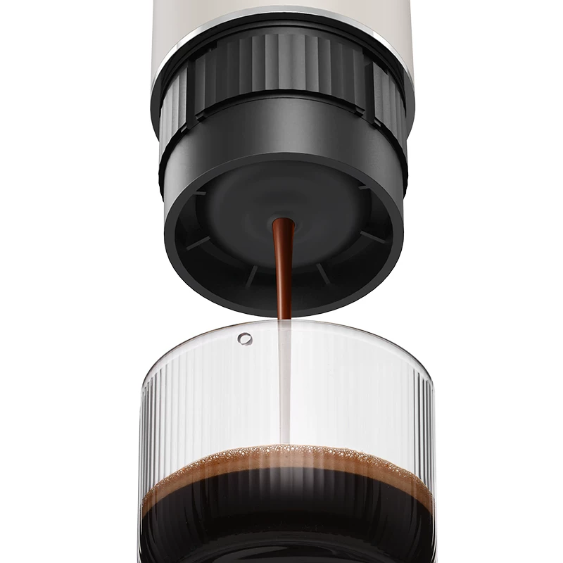Handheld coffee machine, automatic set, concentrated capsule, travel extract