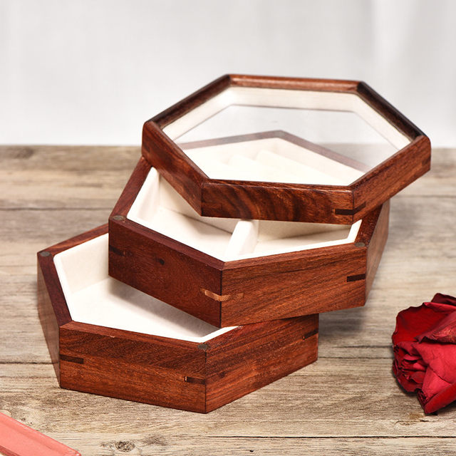 Mahogany jewelry box Blood sandalwood solid wood dressing box Chinese retro treasure box wedding gift ring necklace storage box