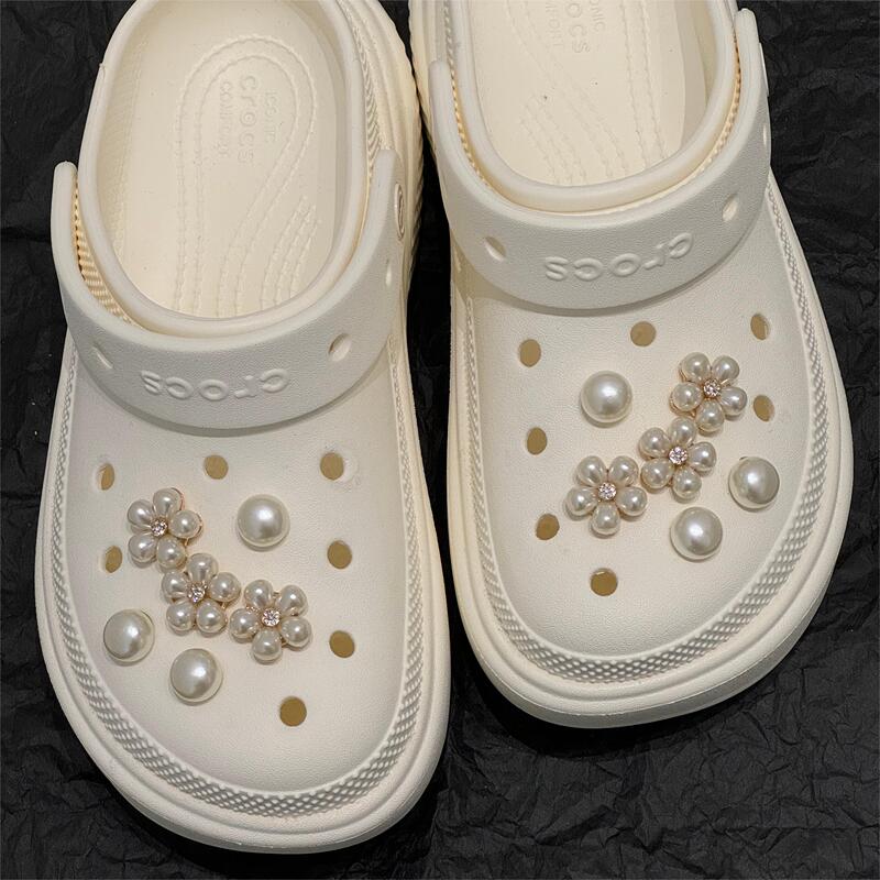 Suitable for Crocs Shoes Accessories, Pearl Flower High-End Original Shoe Flower Shoe Buckle DIY Accessories Suitable for Crocs Shoes Accessories, Pearl Flower High-End Original Shoe Flower Shoe Buckle DIY Accessories