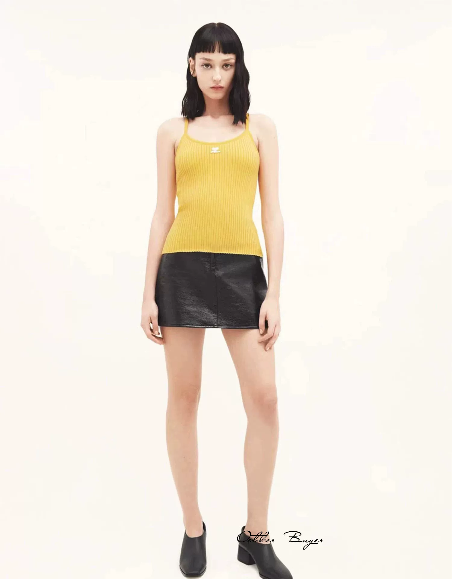 [Покупательская скидка оригинал courreges новая модель облегающая вязаный топ без рукавов женский]