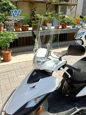 Muscle car wolf is suitable for Haojue VF110E windshield front windshield transparent adjustable bracket modification