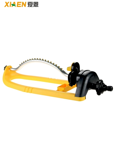 Автоматическое спринклерное водопад с брызги спрей и ирригационная головная вода сад сад зеленый газон ирригационный сад