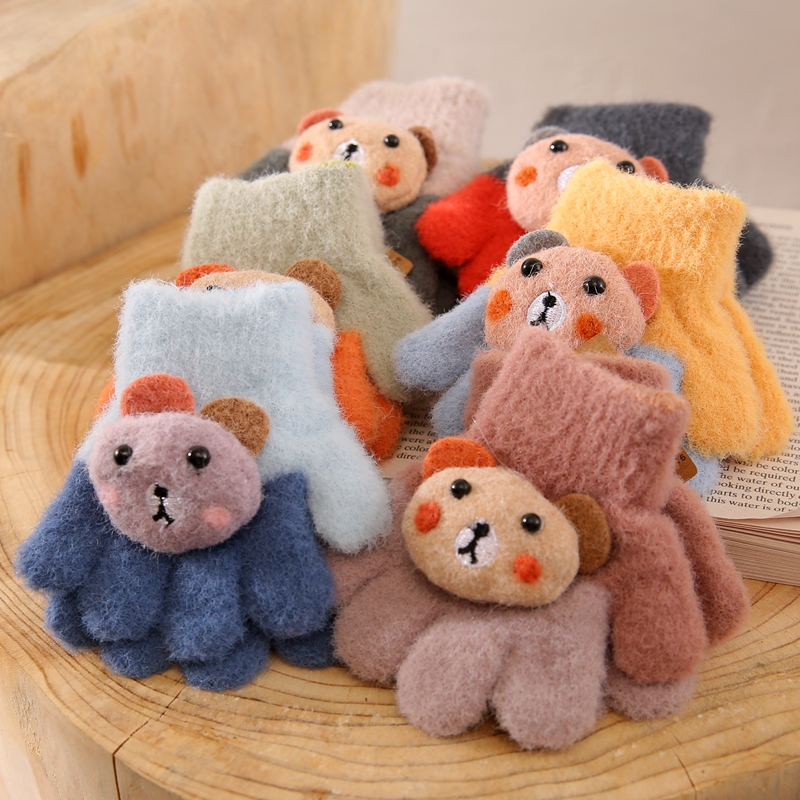 Baby Gloves mini baby crawling five fingers in autumn and winter early childhood to crawl the warm hand