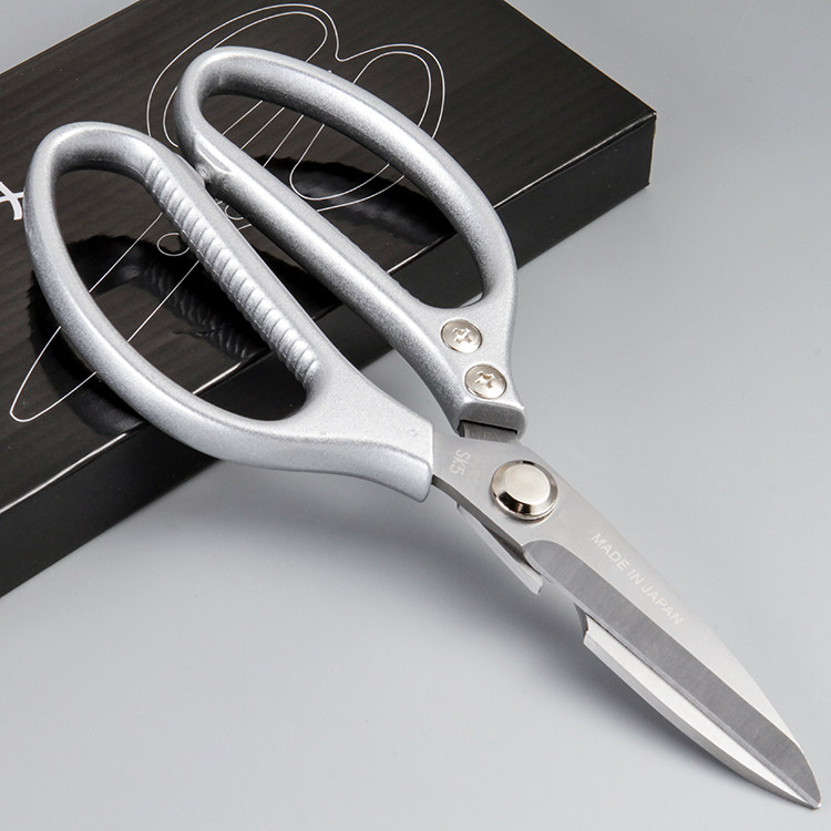 Japanese steel builds a powerful scissor home office durable alloy shear multi - functional kitchen scissors
