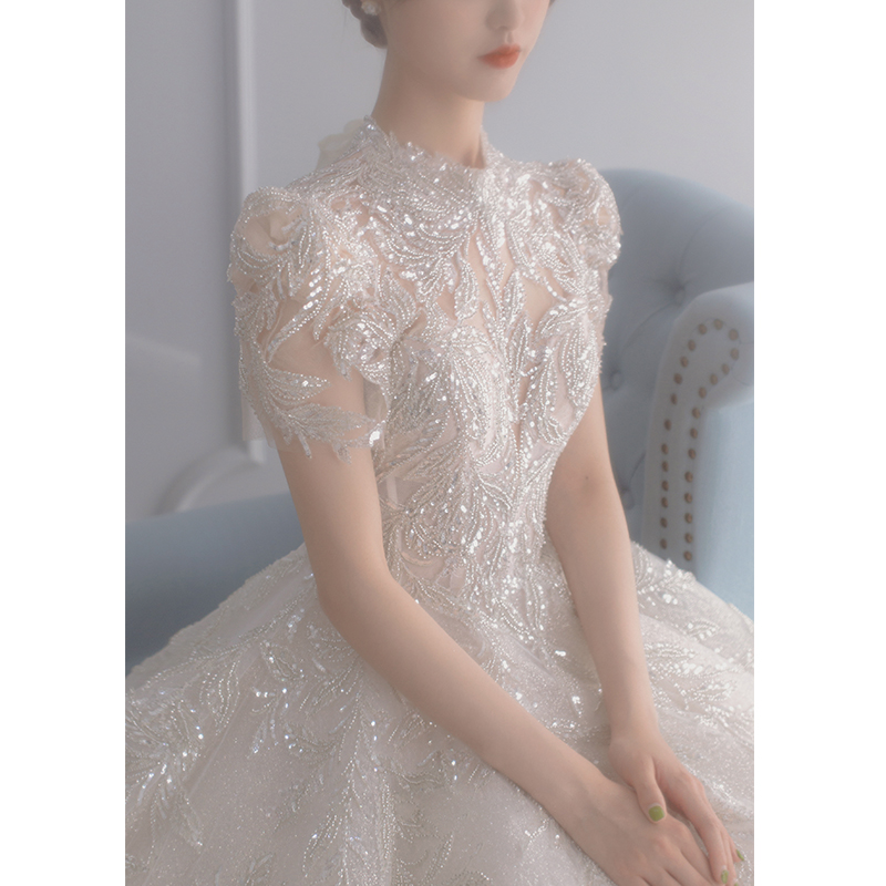Retro light main wedding dress bride 2022 new big trailing small man standing collar door yarn French female forest series