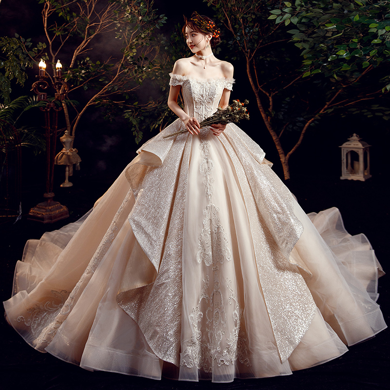 Starry Sky Lord Wedding Dress 2022 New Temperament Bride One Word Shoulder V Neck Light European Style Big Tail 2021 Net Red