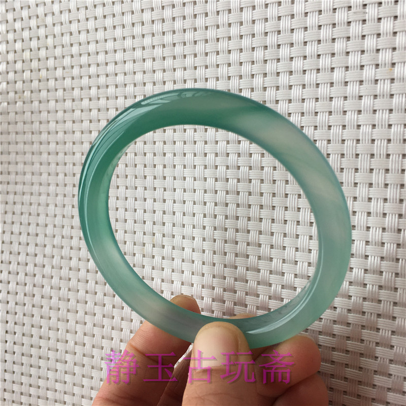 Ancient teenage girl wearing jade bracelet thin strip of extremely fine style bracelet with natural ice seed blue flower jade medullary bracelet Manau bracelet