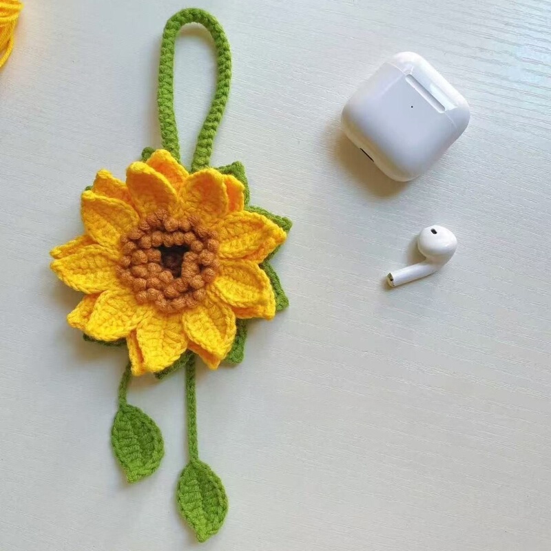 Sunflower Sachet Bag Pendant, Yarn Crochet DIY Handmade Crochet Yarn, Won First Prize in One Fell Swoop, Sunflower Earphone Bag