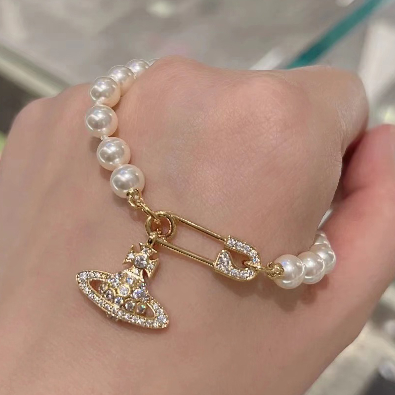 In-Stock Empress Dowager Paperclip Pearl Saturn Bracelet Double-Layer Triple-Layer Broken Pearl Bracelet for Women as a Gift In-Stock Empress Dowager Paperclip Pearl Saturn Bracelet Double-Layer Triple-Layer Broken Pearl Bracelet for Women as a Gift