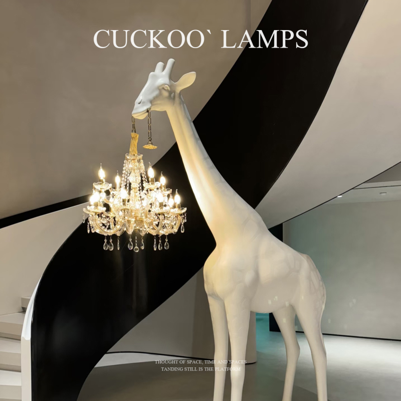 Giraffe Crystal Floor Lamp, Spiral Staircase Art Ornament, Italian-Style Light Luxury Sofa Side High-End Animal Sculpture