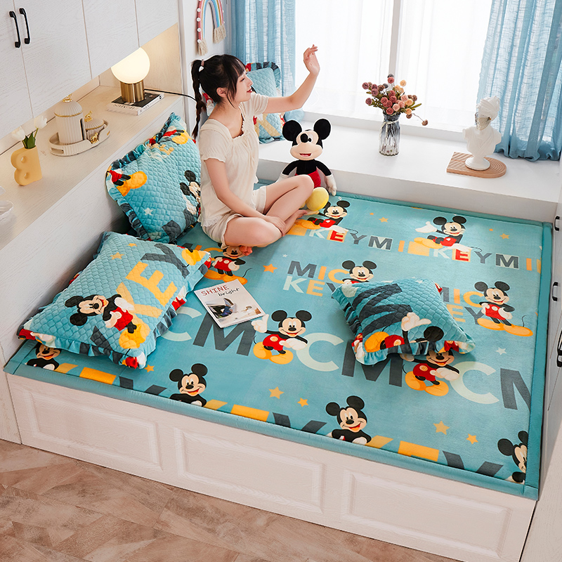 Tatami milk velvet kang mattress pad rural large kang pad sponge cushion four seasons non-slip mat can be customized