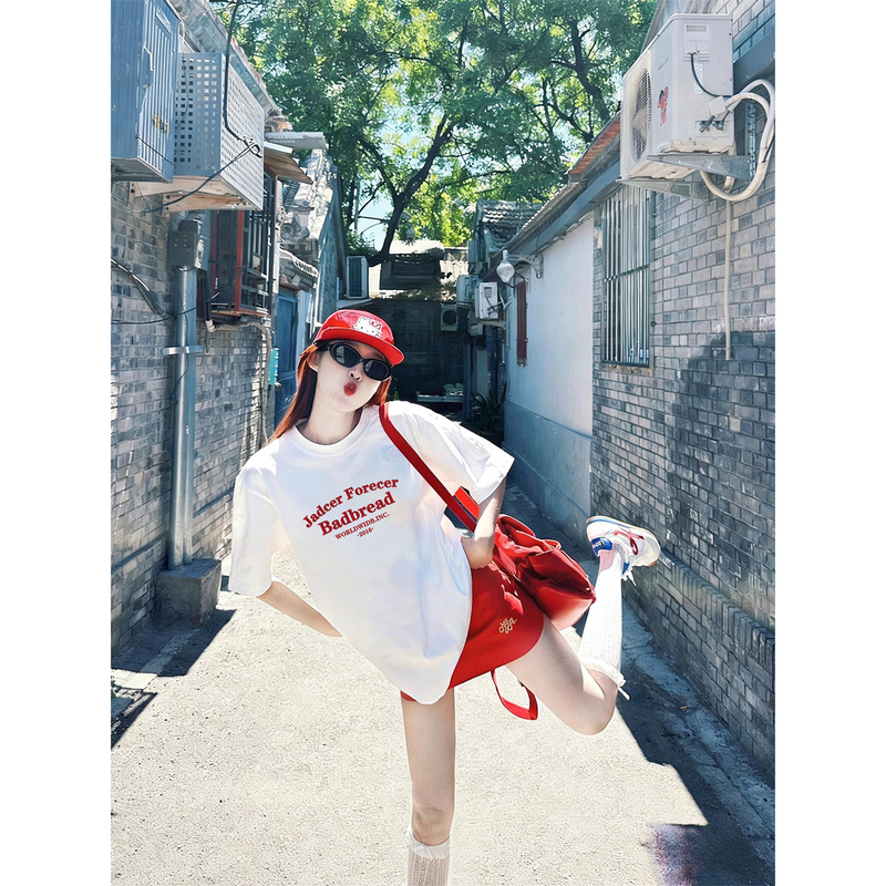 Energetic Girl Style White Short-Sleeved T-Shirt for Women 2026 New Summer Loose English Letter Print Trendy Top
