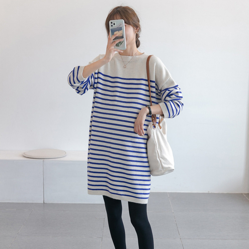 Spring and Autumn New Maternity Dress Loose Large Size Belly Covering Dress Lazy Wind Stripe Slim Knitted Sweater Dress Trendy Mom