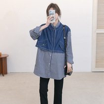 Spring and Autumn 2022 Maternity Wear Fashion Denim Stitching Striped Shirt Trendy Mom Going Out Loose Fake Two Piece Shirts
