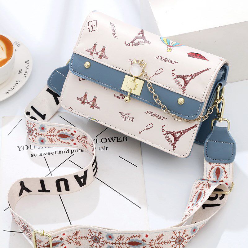 2022 bag French niche high-end messenger bag female Korean version of the new trendy fashion all-match small fresh shoulder bag