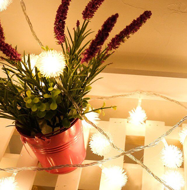 Dandelion lamp small colored lights wool ball color lights flashing lights Festive Season Full of Star Decorative Lights Girl Hearts Nets Red Lights
