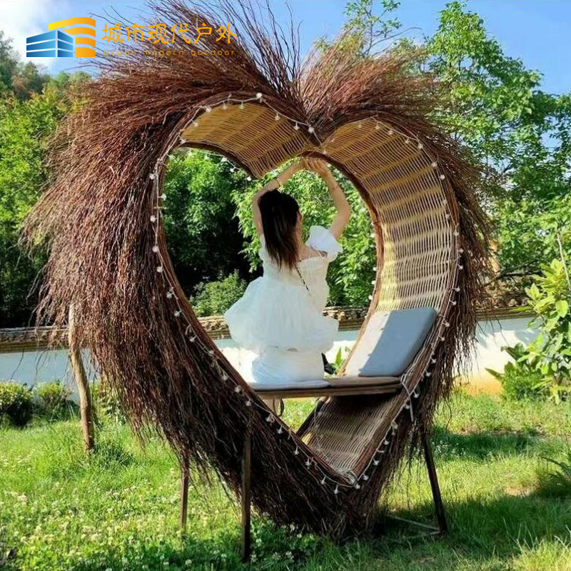 Net Red Bird's Nest Creative Bali Net Red Bird's Nest Swing Outdoor Photo Heart-Shaped Birdcage Bed Net Red Punch Card