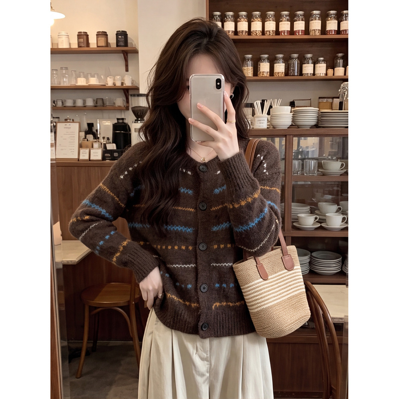 Coffee-Colored Lazy Color-Block Striped Sweater Coat for Women, Autumn and Winter Vintage Loose Slimming Elegant Knitted Cardigan Top