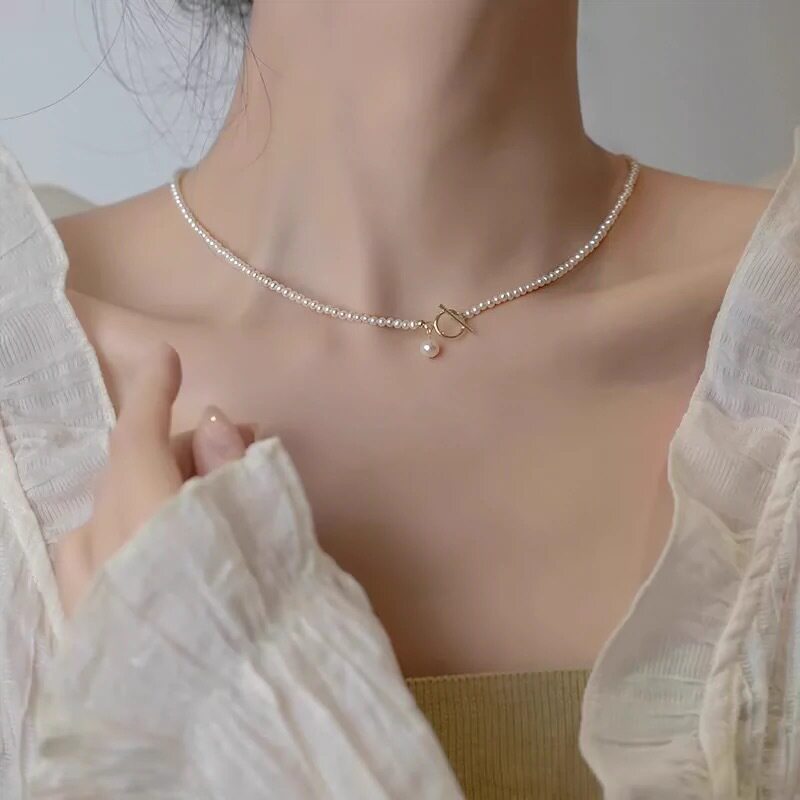 Minimalist OT Buckle Chain Necklace – Slim Short Luxury Choker for Women O1CN015bIvxG1Wercek2sN0 !!2208298212814