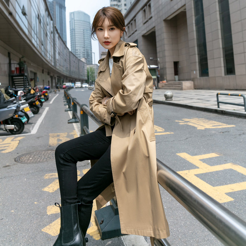 2022 Spring and autumn new women's clothing Han version Loose Superior temperament Inn Wind Caits The long version of the jacket woman in the wind