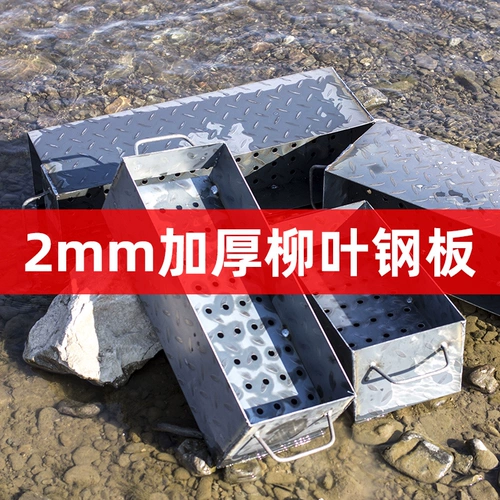 Старая в стиле утолщенная печь для барбекю мебель древесной уголь на открытом воздухе на полке шашлык барани