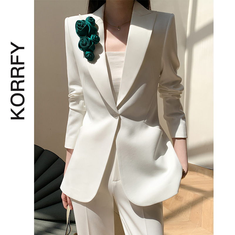 Women's Suit Set with a High-End Feel, Original Light Luxury, Goddess Style, Waist-Cinching, Korean Fashion, White Two-Piece Suit