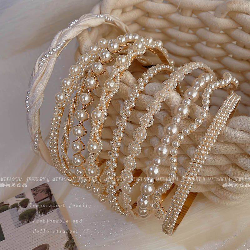 High-end faux pearl headband for women, 2026 new style, super fairy-like headband, versatile for outings, elegant high crown hair clip.