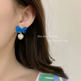 Синие клипсы, небольшие дизайнерские маленькие серьги, в цветочек, без проколов ушей, коллекция 2022, простой и элегантный дизайн