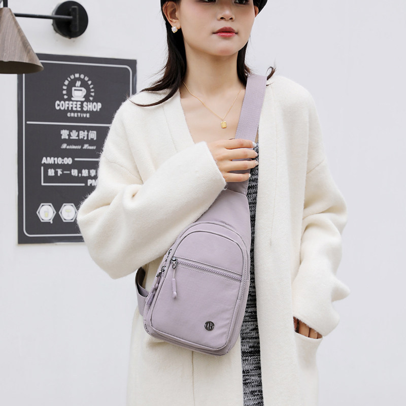 French Cevirl Klosn Chest Bag for Women, New Lightweight Casual Crossbody Bag for Shopping and Travel, Multi-Compartment Small Backpack