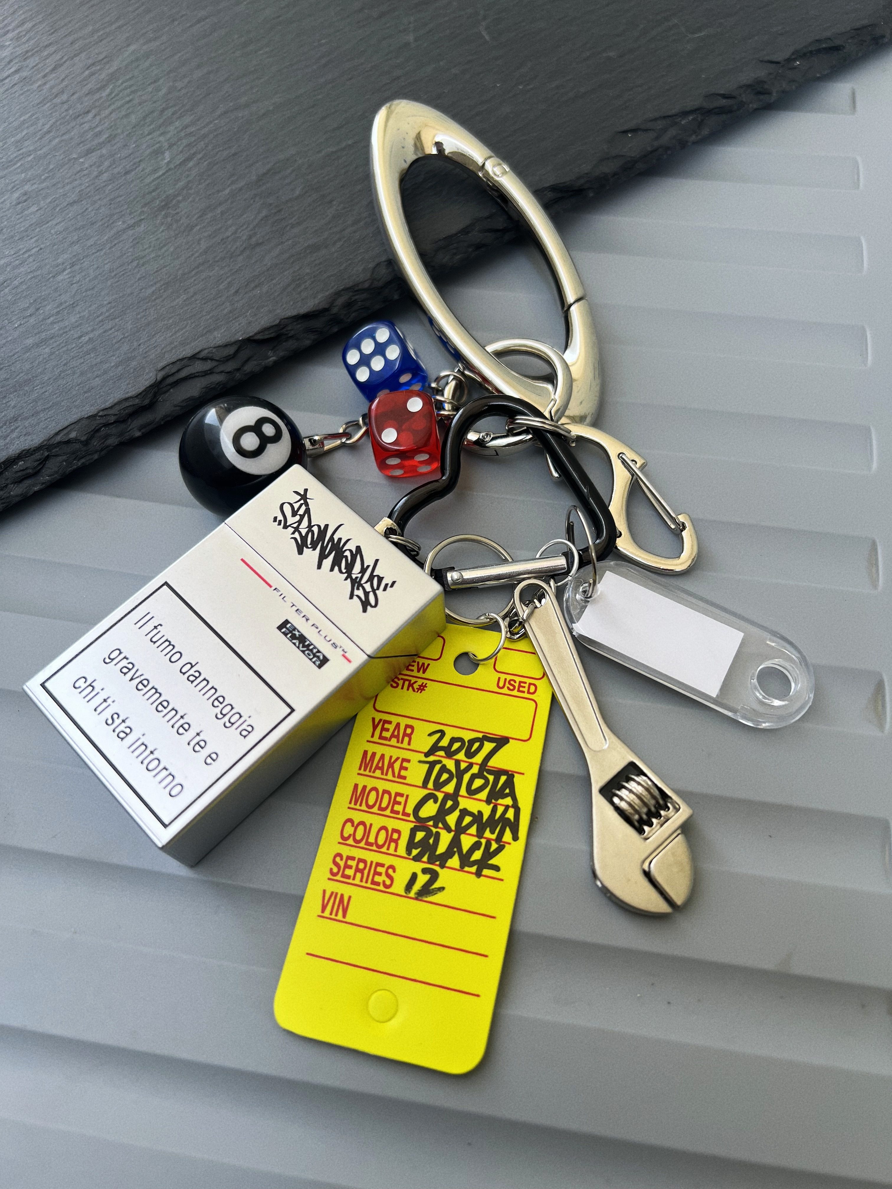 Брелок ironworks自制多元素涂鸦烟灰盒包包挂件手写吊牌钥匙扣diy情侣款 OTHER