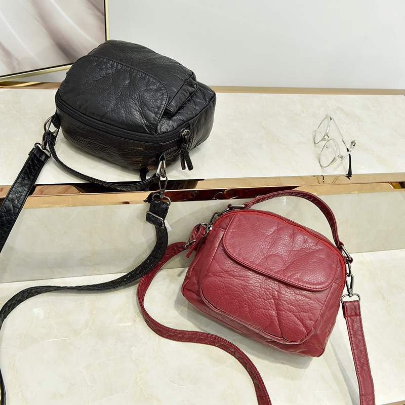 Women's soil bag messenger bag 2020 new women's bag shoulder messenger bag portable small bag washed soft leather fashion winter