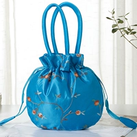 Светло-сине-су Сю Сю.