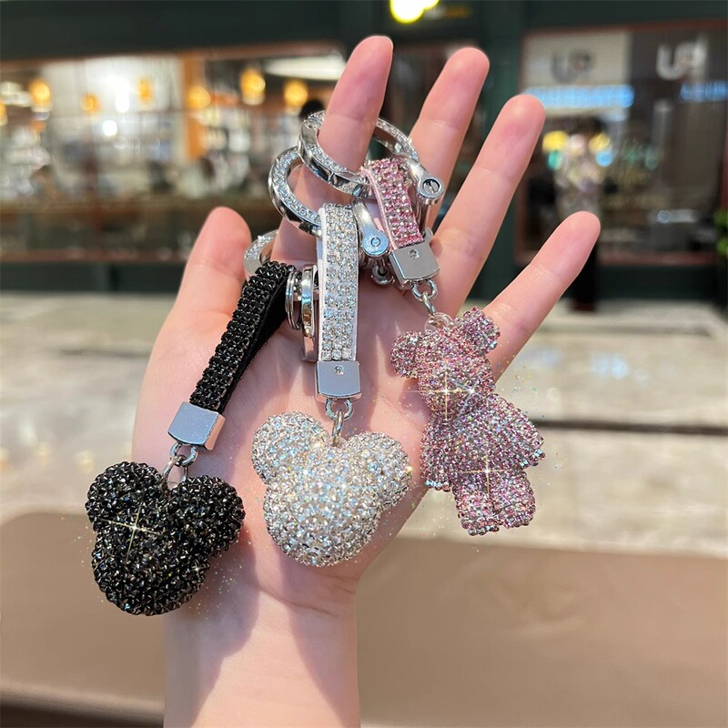 Light Luxury Full Diamond Mickey and Winnie the Pooh Car Keychain Trendy 3D Figurine High-End Couple Cartoon Pendant for Women Light Luxury Full Diamond Mickey and Winnie the Pooh Car Keychain Trendy 3D Figurine High-End Couple Cartoon Pendant for Women