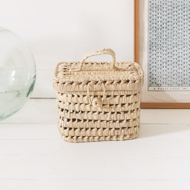ins straw woven basket, handmade Korean style grass woven children's bag, baby storage box, boys and girls clothing photo props