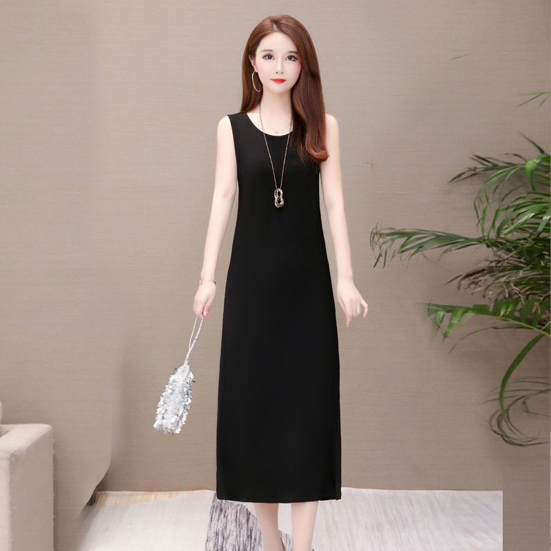 Spring and Summer Plus-Size Camisole Dress, Knee-Length, Loose-Fitting, Sleeveless Dress, Modal Base Dress for Plus-Size Women